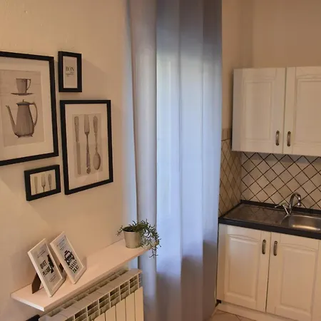 Felice House Apartment *
