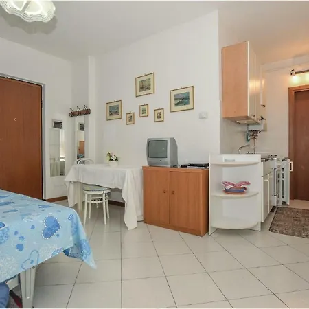 Felice House *
